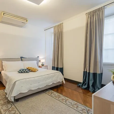 By Rent דירה קומו